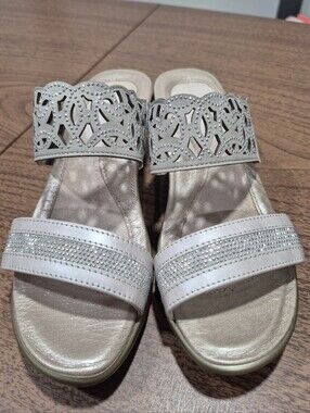 Like New! Naot Contempo Quartz Heeled Sandals